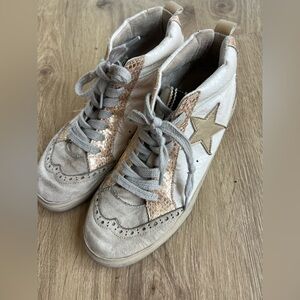 SHU Shop Women’s Pauline Blush/snake; White and Gold Star Sneakers